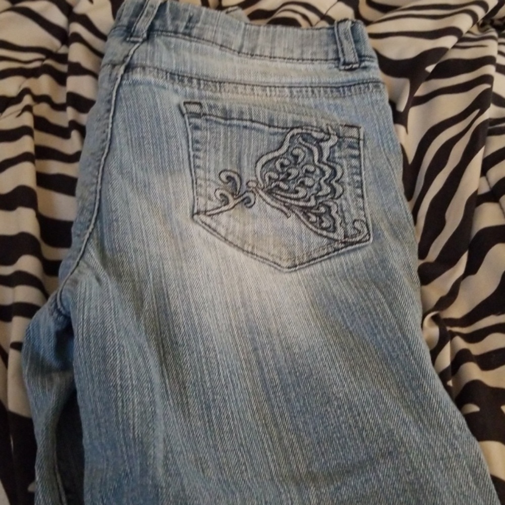 Shorts - Picture 2 of 2